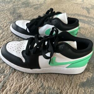 Nike Air Jordan 1 Low 'Green Glow' Sneakers